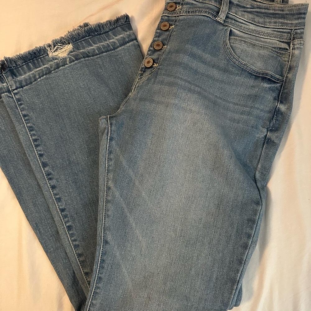 KanCan Blue Ankle Cropped Jeans